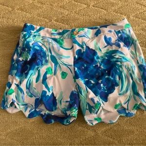 Lily Pulitzer Scalloped shorts